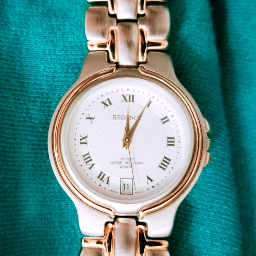 Woman's Regency Quartz wristwatch